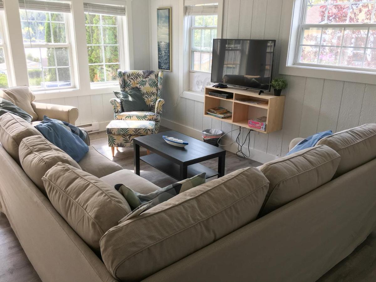 Larinda'S Landing Oceanfront Cottages Halifax Eksteriør billede