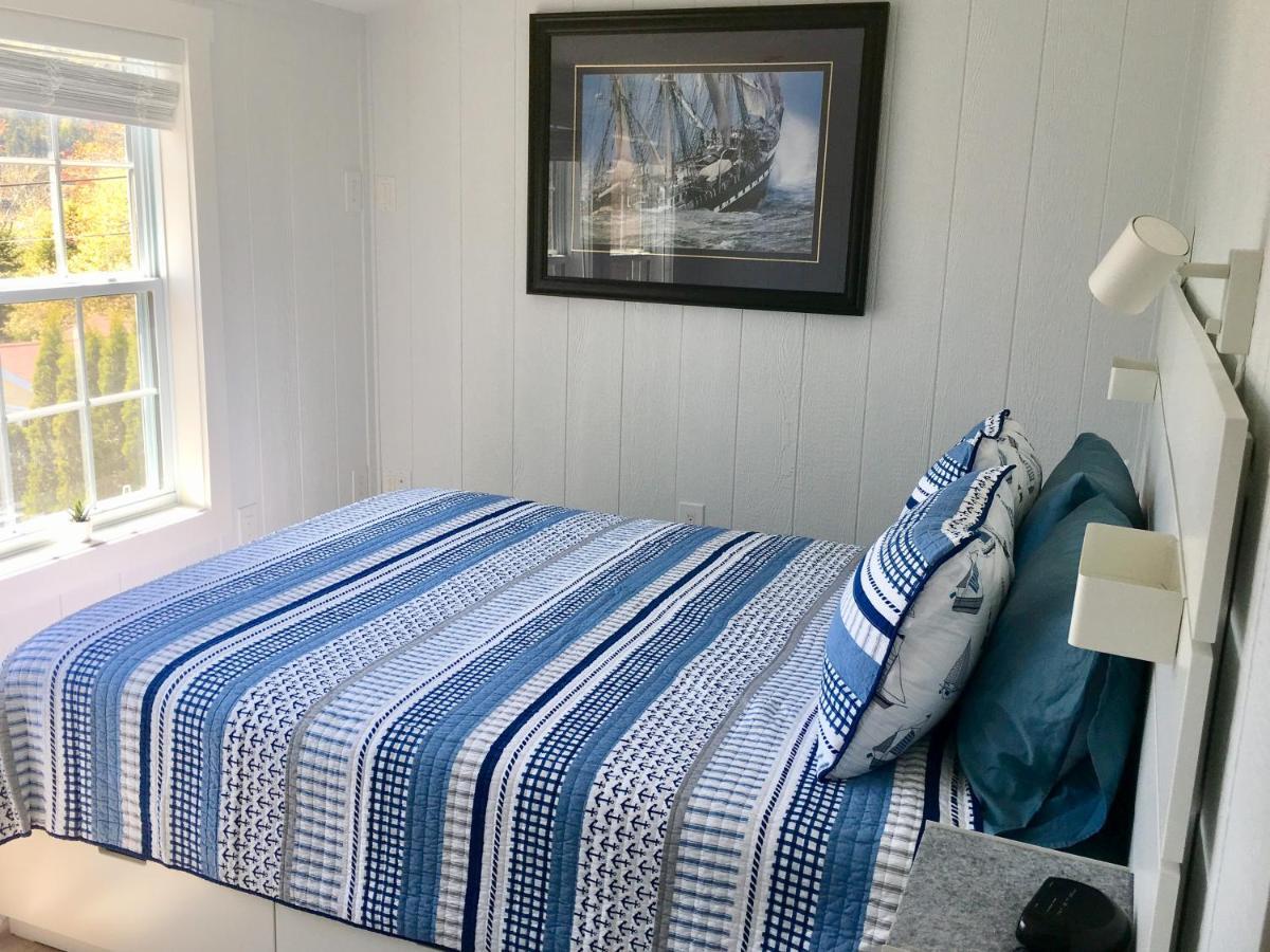 Larinda'S Landing Oceanfront Cottages Halifax Eksteriør billede