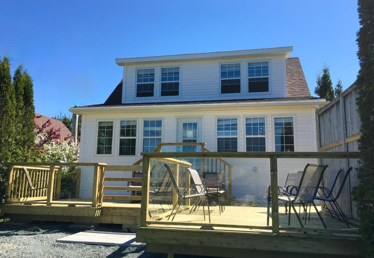 Larinda'S Landing Oceanfront Cottages Halifax Eksteriør billede