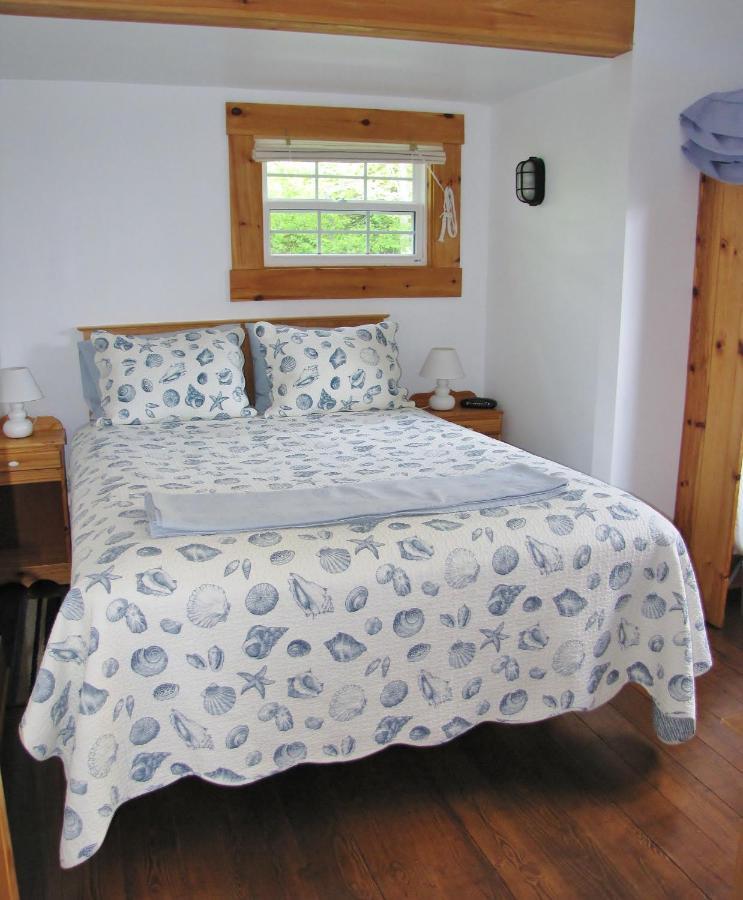 Larinda'S Landing Oceanfront Cottages Halifax Eksteriør billede