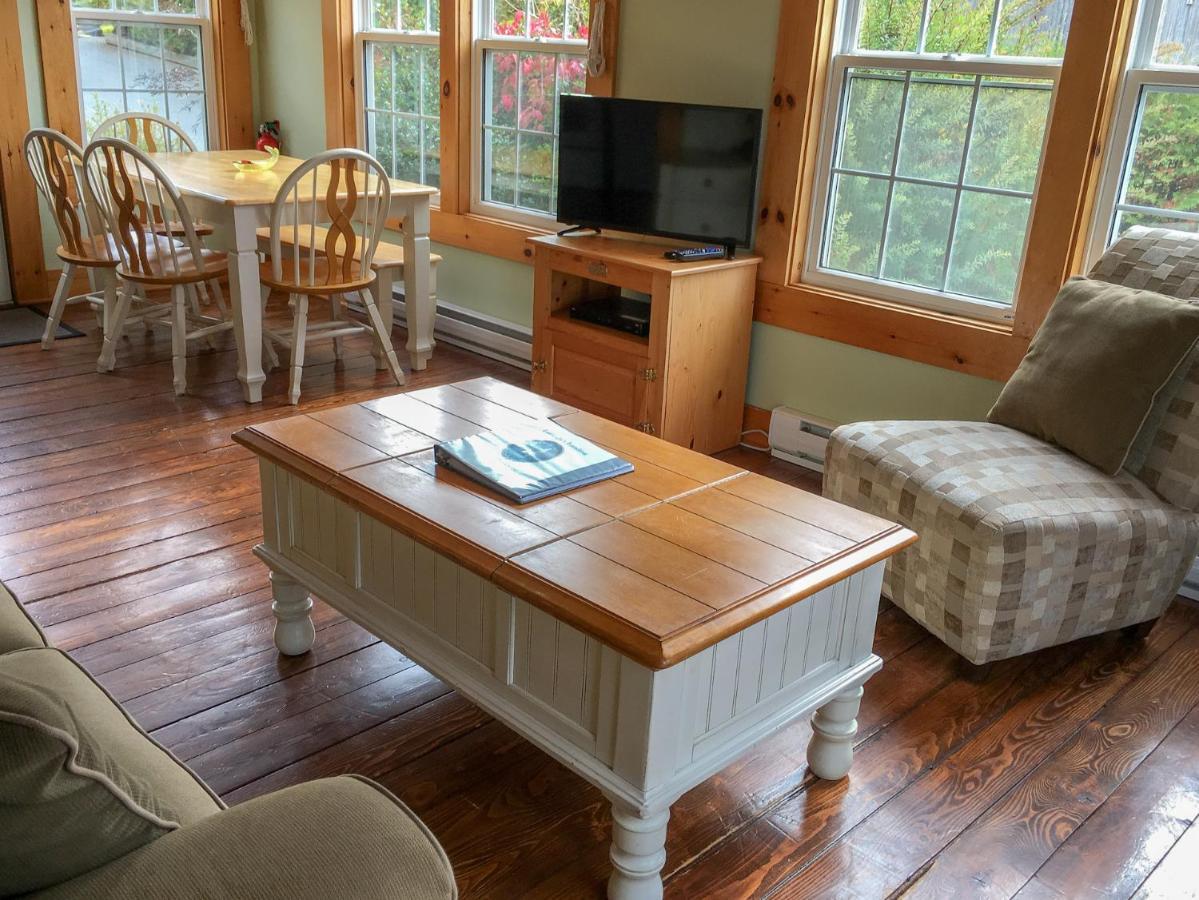 Larinda'S Landing Oceanfront Cottages Halifax Eksteriør billede