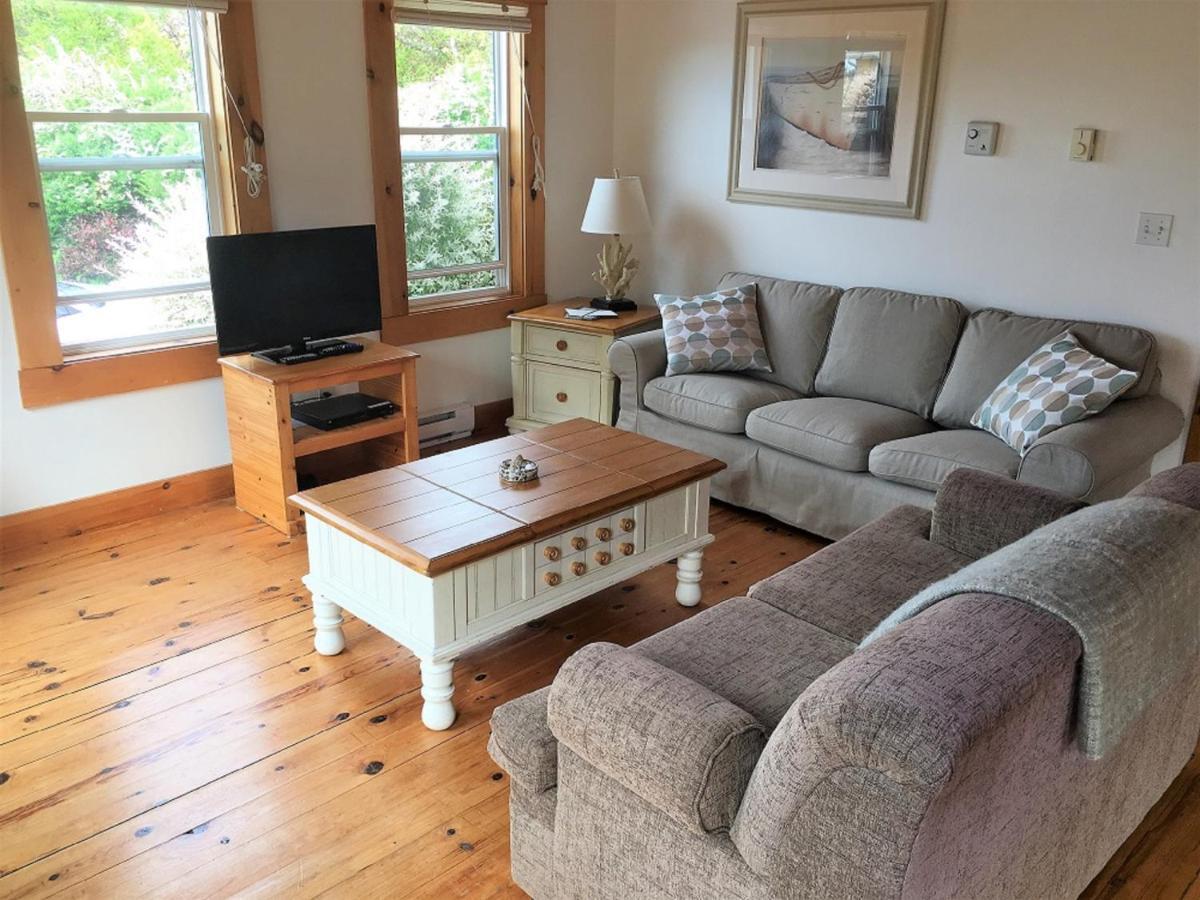 Larinda'S Landing Oceanfront Cottages Halifax Eksteriør billede