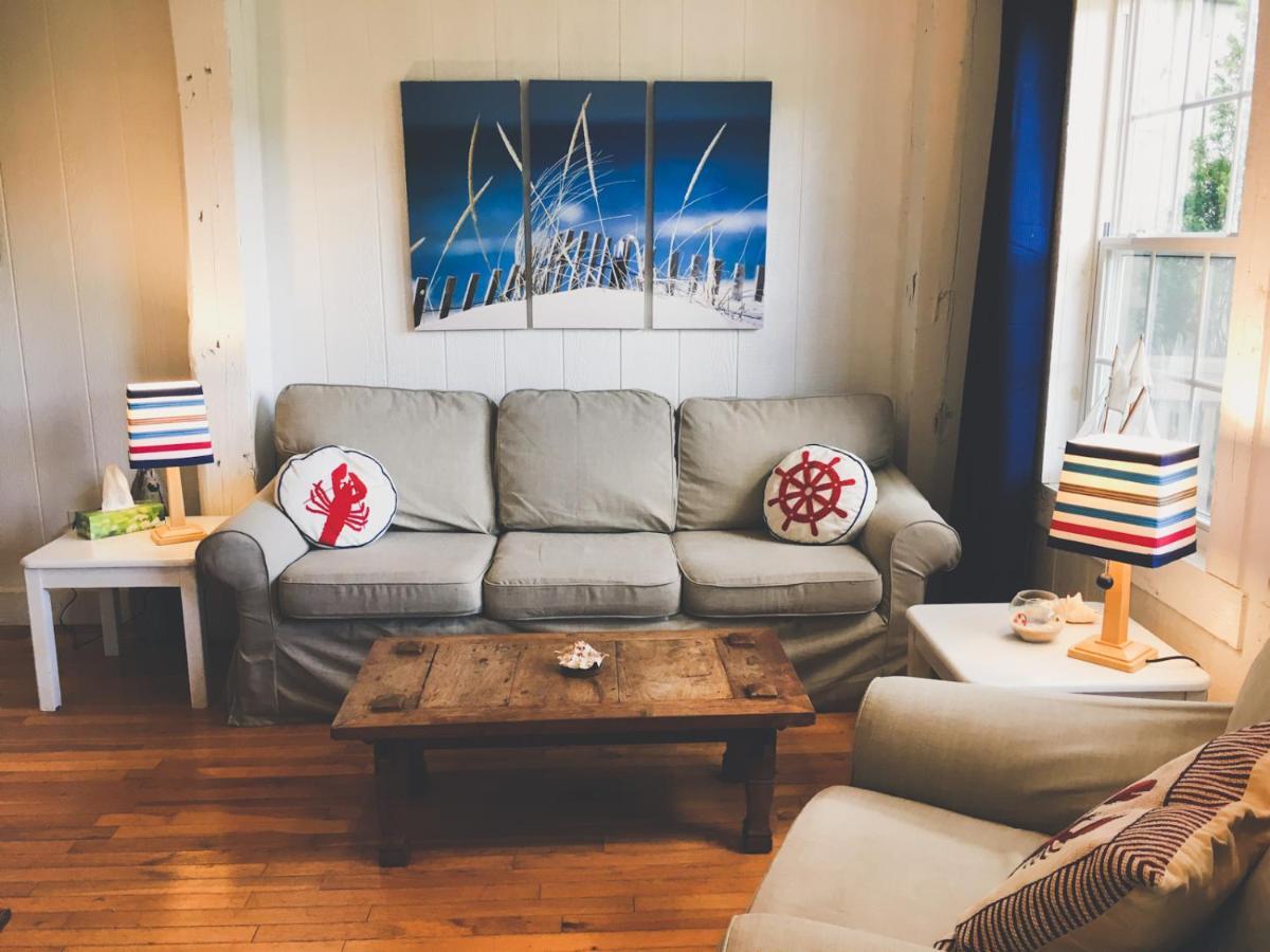 Larinda'S Landing Oceanfront Cottages Halifax Eksteriør billede