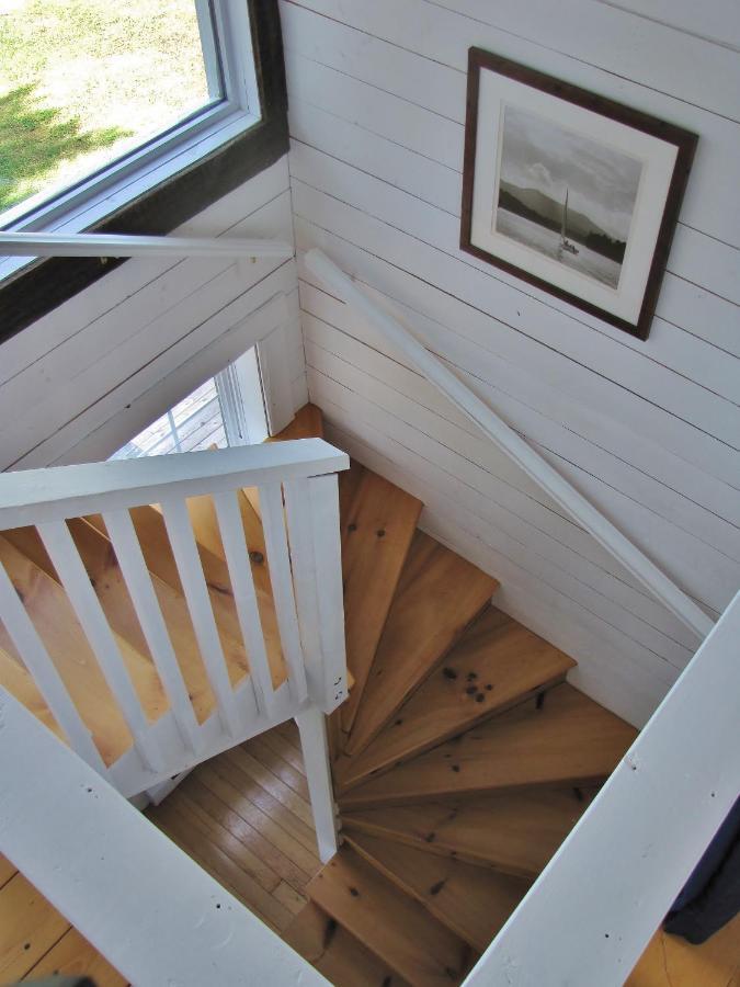 Larinda'S Landing Oceanfront Cottages Halifax Eksteriør billede