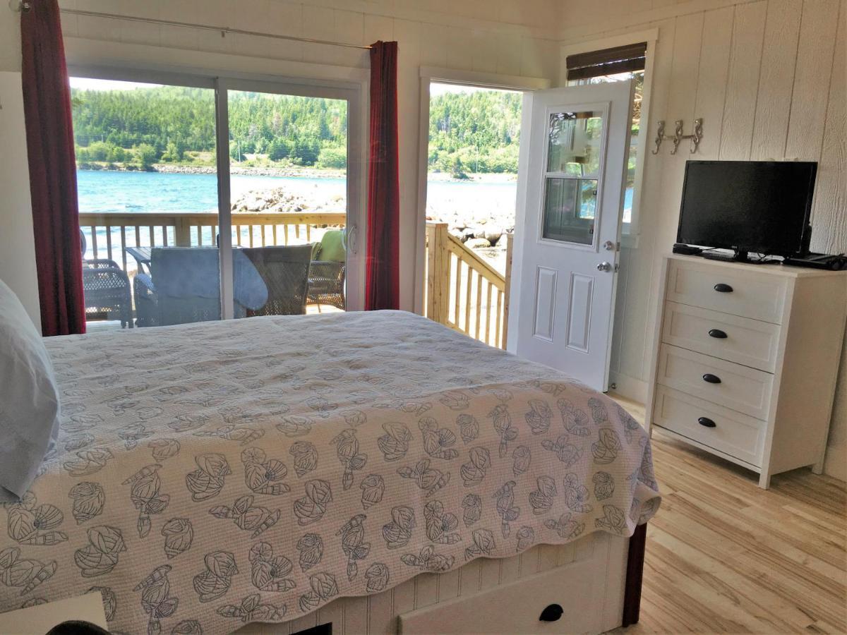 Larinda'S Landing Oceanfront Cottages Halifax Eksteriør billede